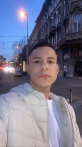 662632064: Chico busca chica en Madrid