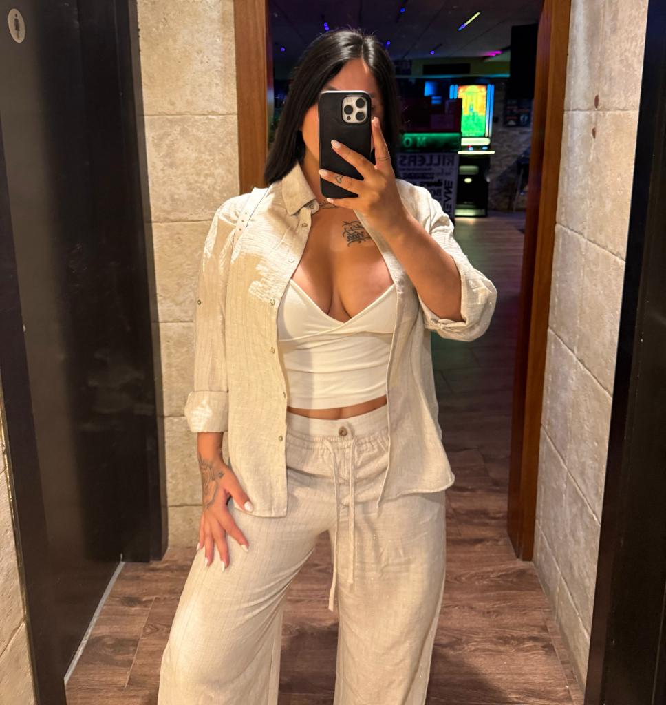 638776471: Chica busca chico en Murcia