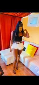 632299440: Chica busca chico en Madrid