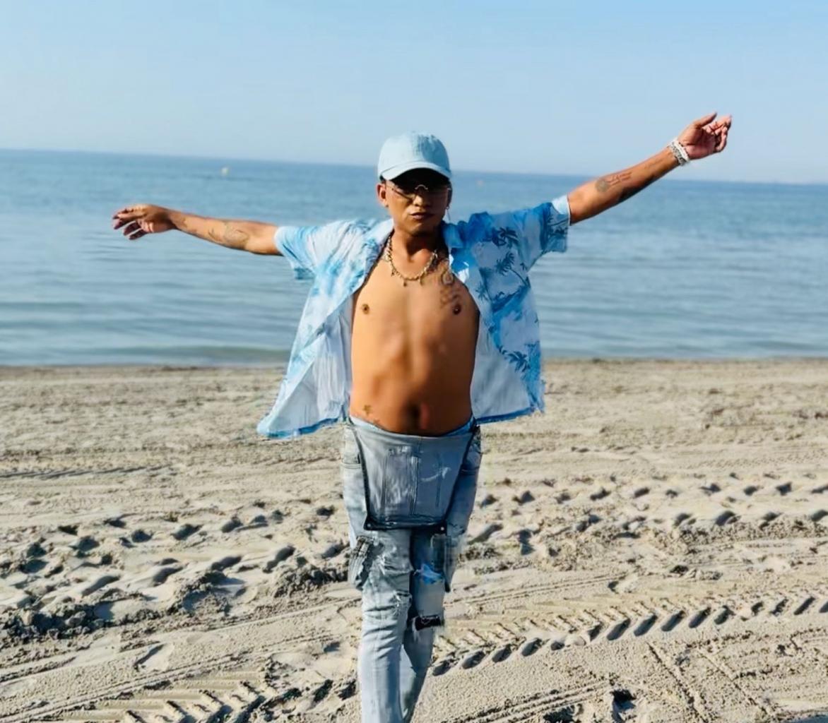 Chico busca chica en Alicante: 