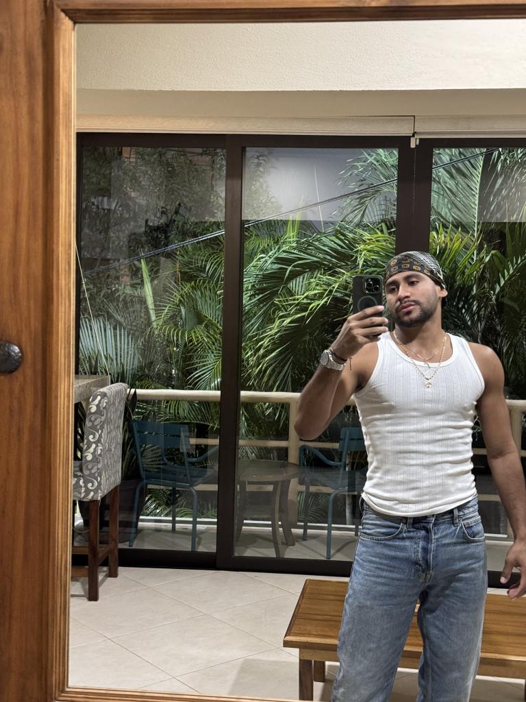 613671388: Chico busca chica en Madrid