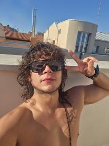 613878323: Chico busca chica en Valladolid