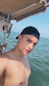 673124940: Chico busca chica en Zaragoza