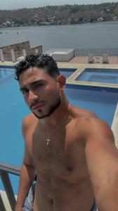 613671388: Chico busca chica en Madrid