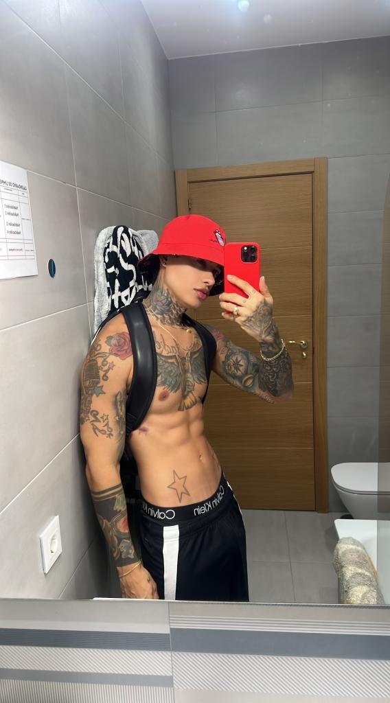 Chico busca chica en Las Palmas: 