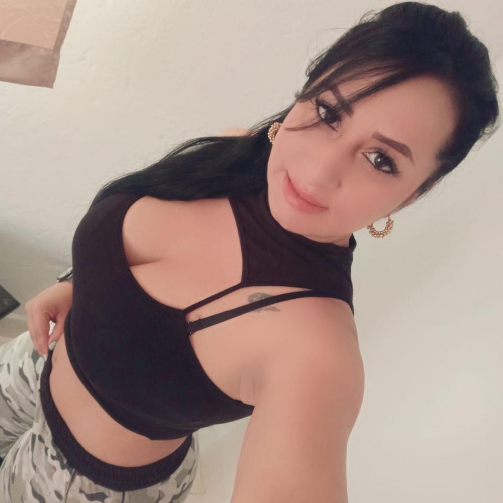 Chica busca chico en Valencia: Chica busca chico