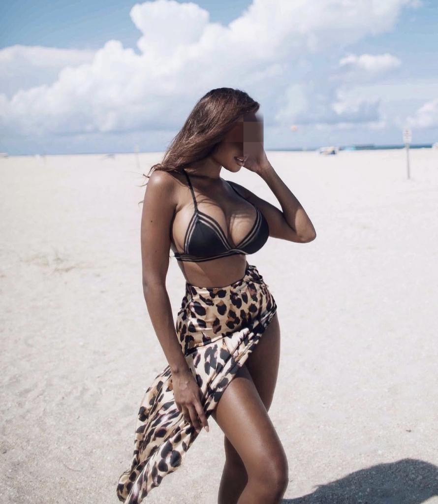 605091660: Chica busca chico en Madrid