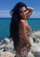 670964068: Chica busca chico en Málaga