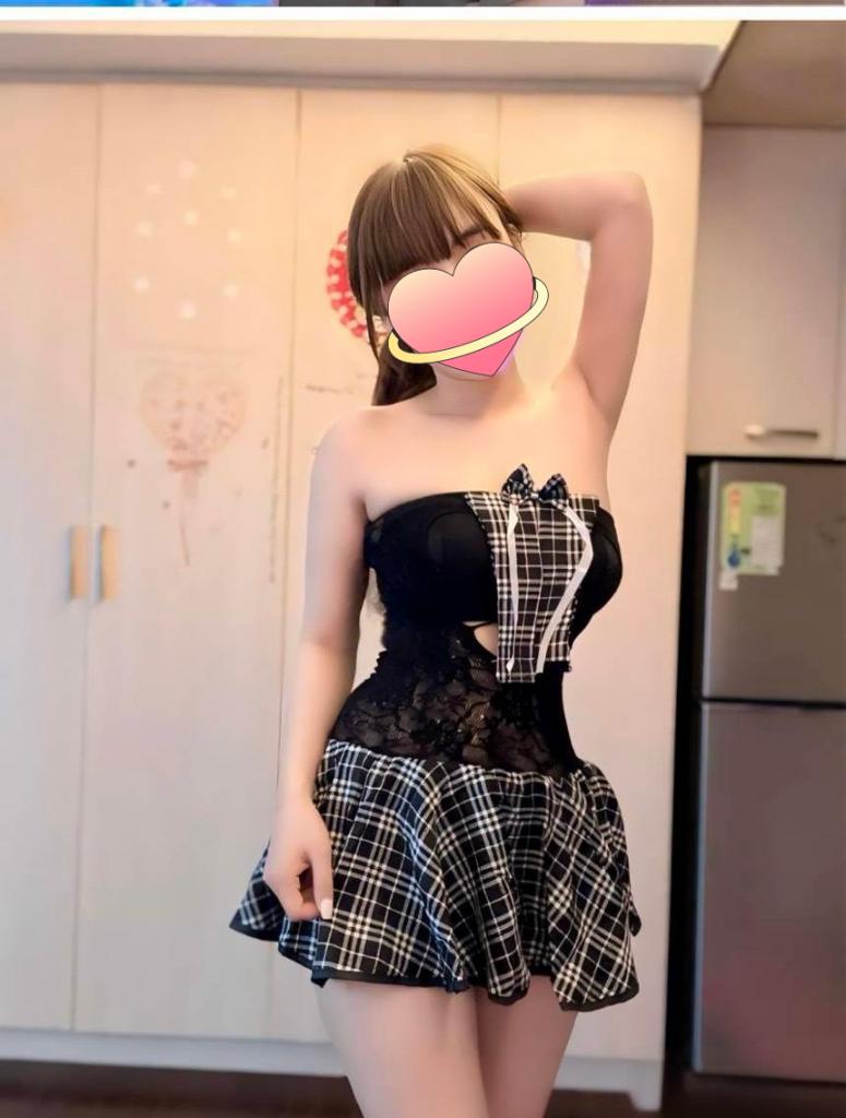 653210666: Chica busca chico en Barcelona