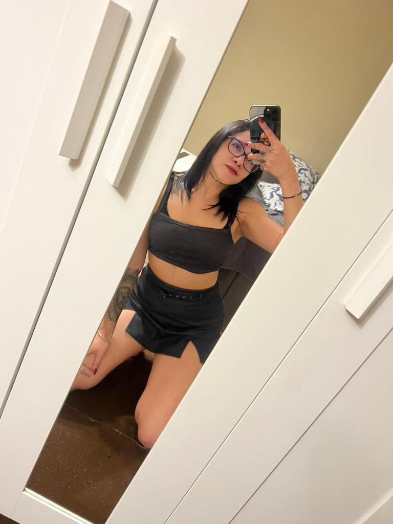 641387526: Chica busca chico en Zaragoza