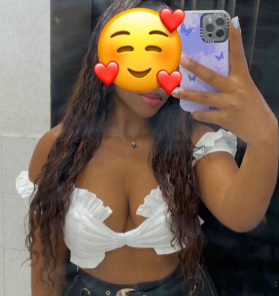 Chica busca chico en Almería: 