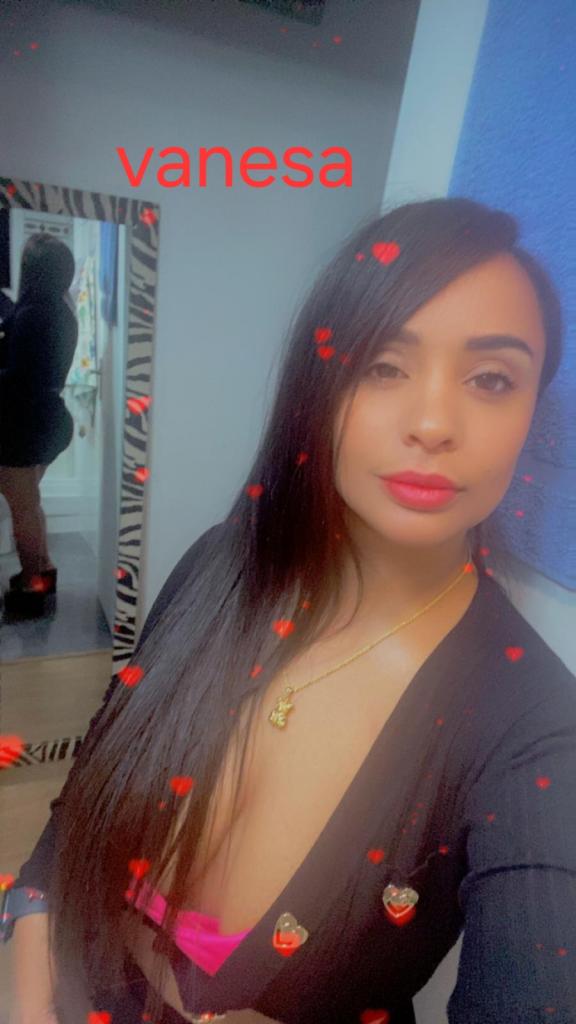 607026483: Chica busca chico en Ceuta