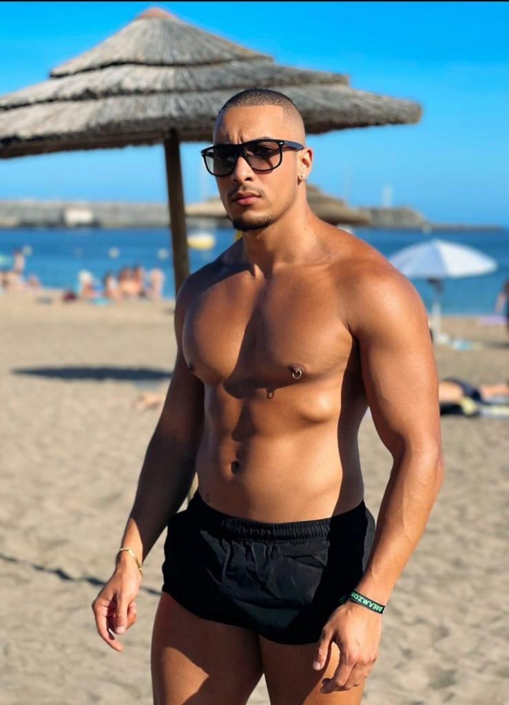 Chico busca chica en Barcelona: 