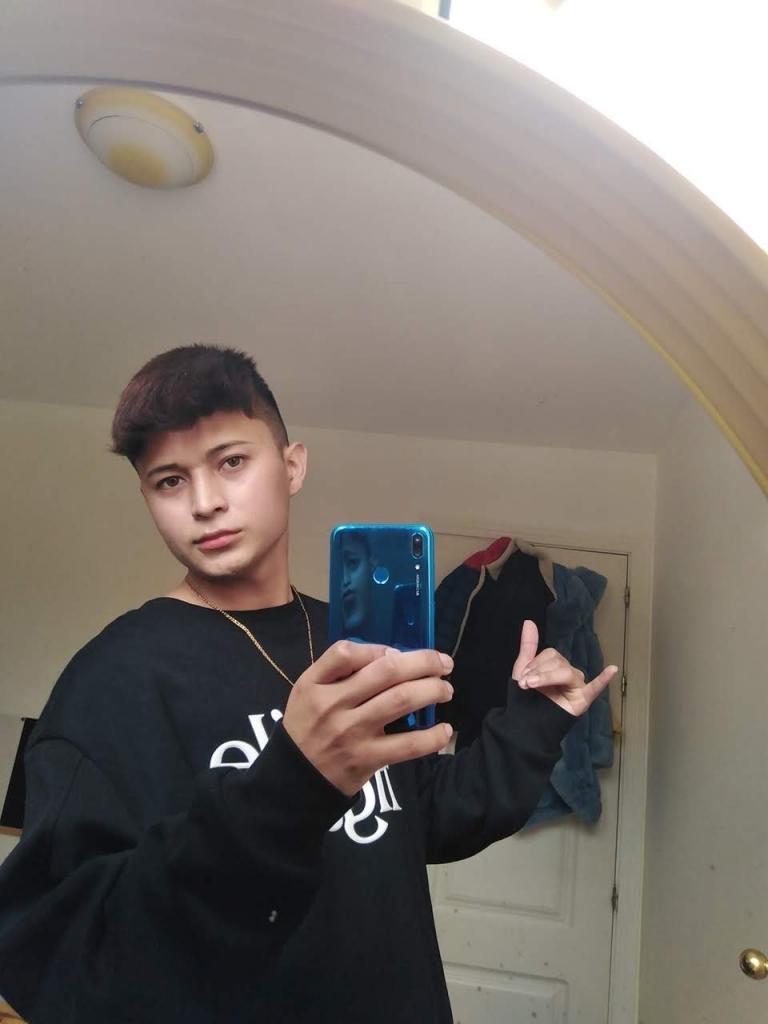 614527123: Chico busca chica en Alicante