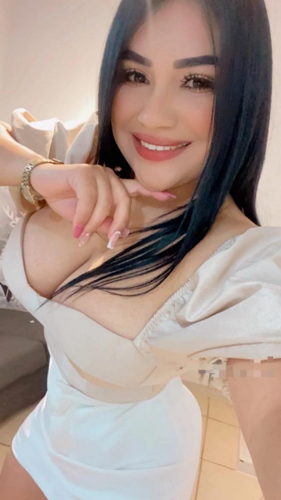 644204295: Chica busca chico en Huelva