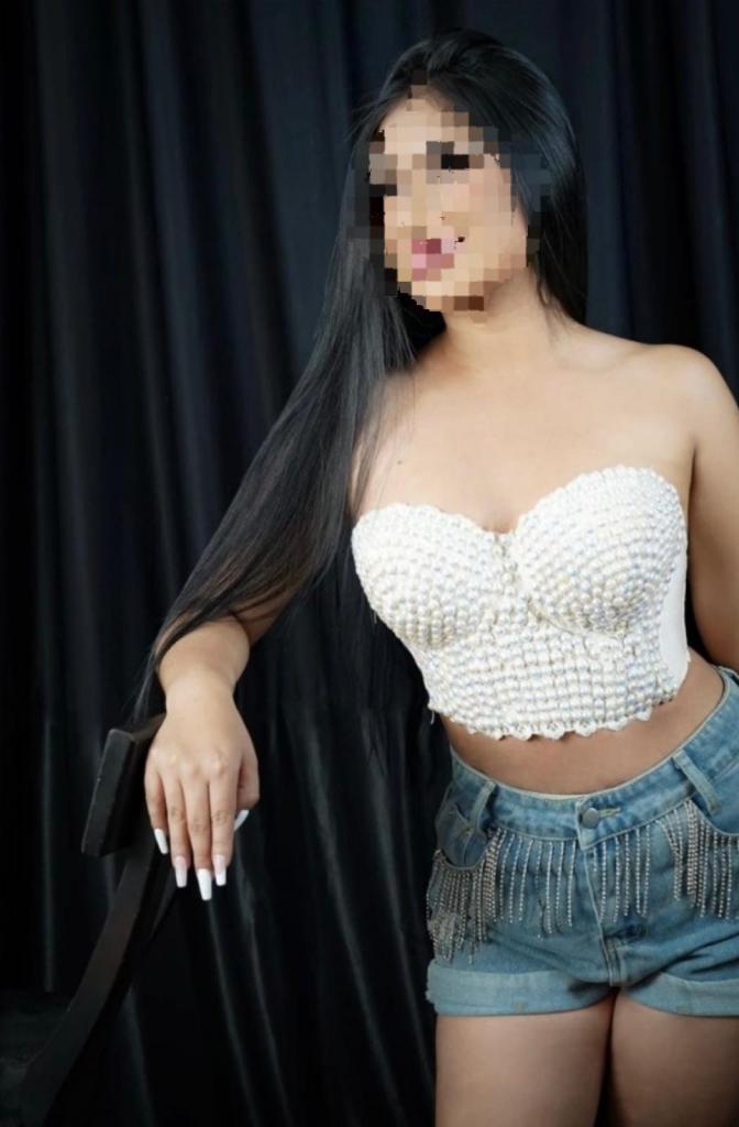 631519356: Chica busca chico en Madrid