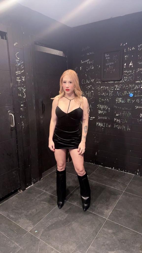 Chica busca chico en Almería: 