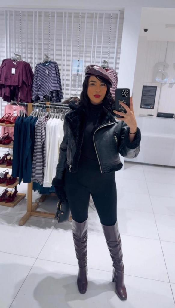 602436229: Chica busca chico en Málaga