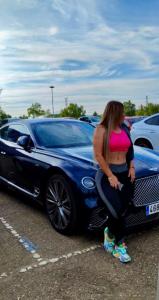 613501616: Chica busca chico en Granada