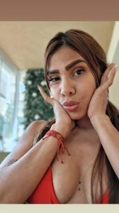 631126761: Chica busca chico en La Coruña