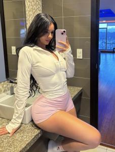 603890272: Chica busca chico en Málaga