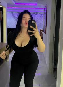 623377870: Chica busca chico en Sevilla