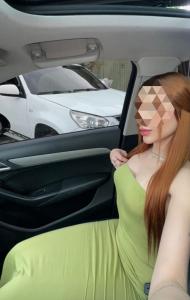 613335901: Chica busca chico en Sevilla