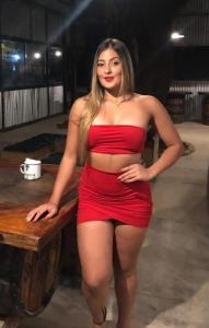 614743782: Chica busca chico en Tarragona