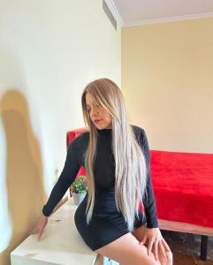 654531201: Chica busca chico en Madrid