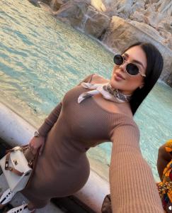 614896647: Chica busca chico en Madrid