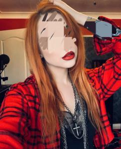 613686851: Chica busca chico en Sevilla