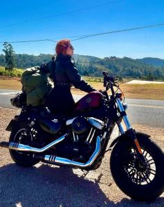 613686851: Chica busca chico en Sevilla