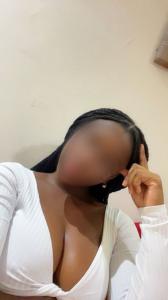 632329643: Chica busca chico en Sevilla