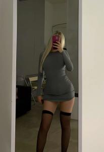 643439965: Chica busca chico en Tenerife