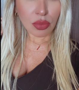 643946645: Chica busca chico en Lérida