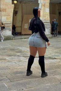 641259748: Chica busca chico en Zaragoza