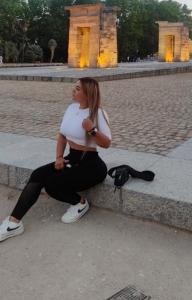 613501616: Chica busca chico en Granada