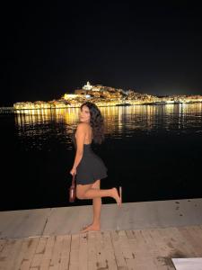 611265138: Chica busca chico en Málaga