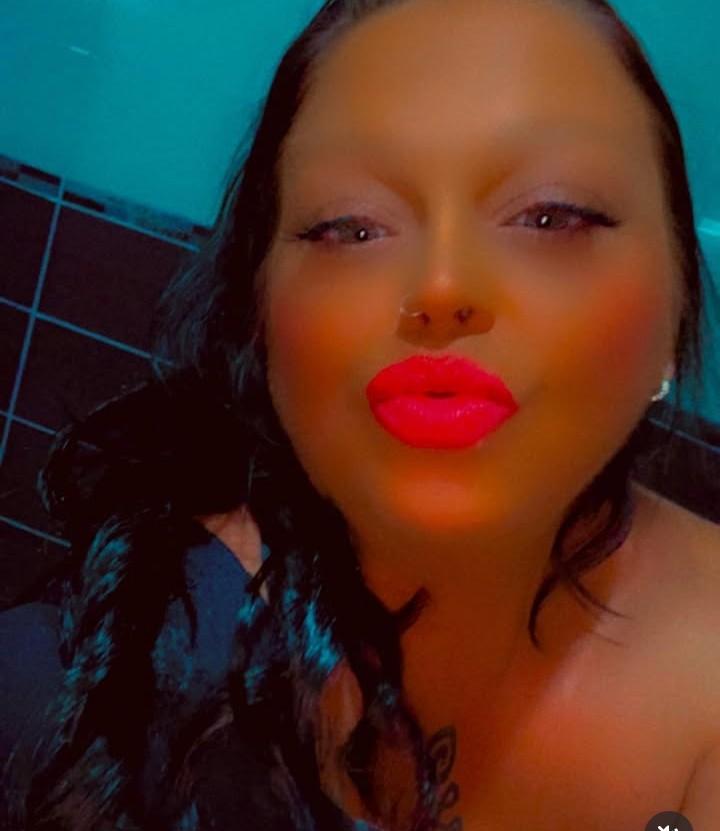 663683084: Chica busca chico en Las Palmas