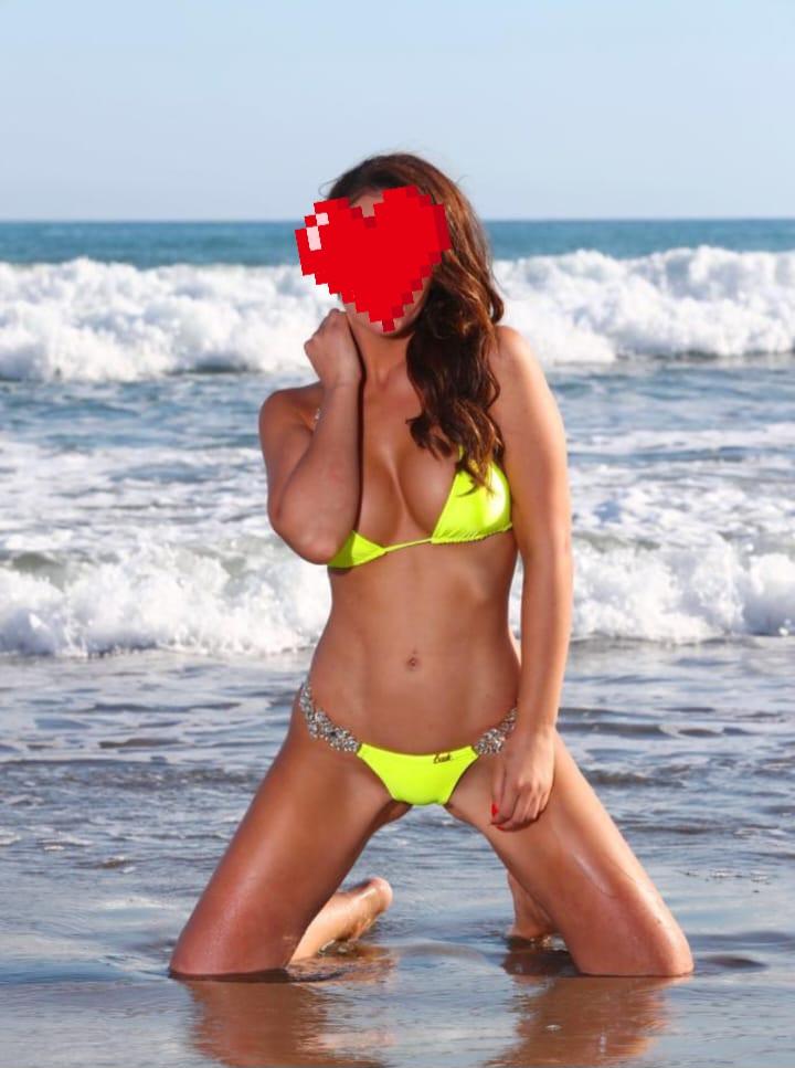 Chica busca chico en Cádiz: 