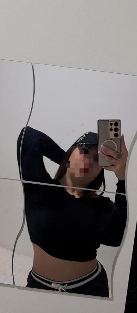 614970206: Chica busca chico en Madrid