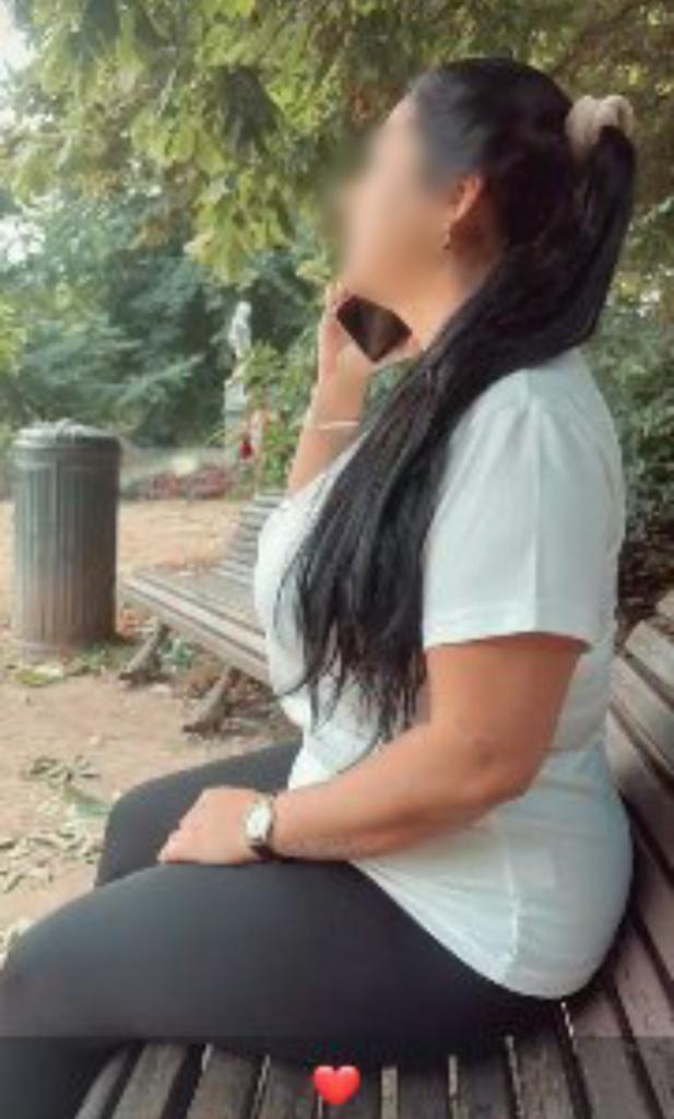 641075201: Chica busca chico en Pontevedra