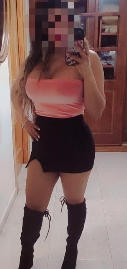 632762563: Chica busca chico en Sevilla