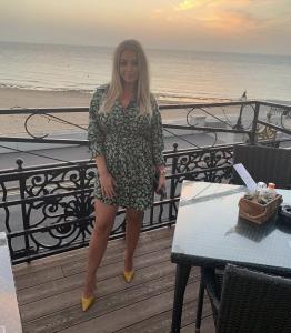 722146543: Chica busca chico en Granada