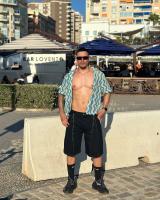 613546949: Chico busca chica en Málaga