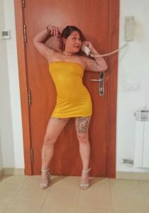 613764361: Chica busca chico en Barcelona