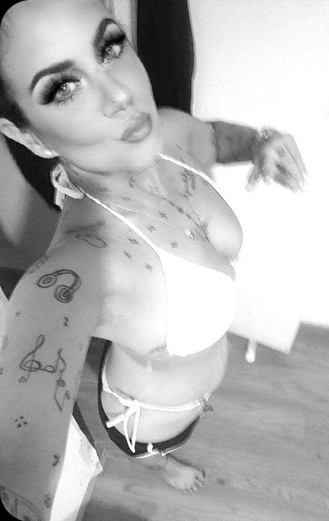 Chica busca chico en Jaén: 