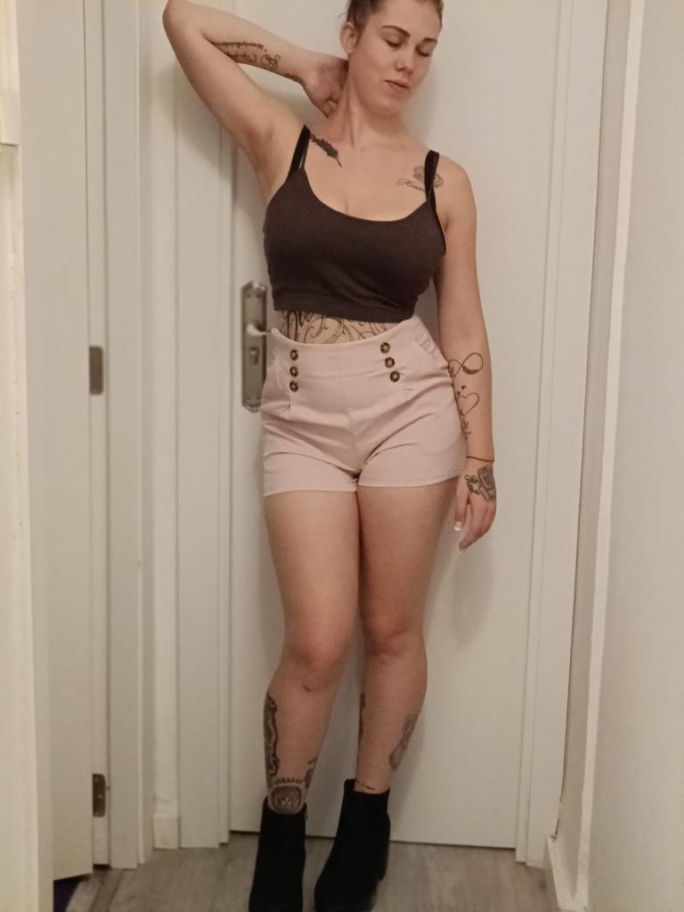 617644684: Chica busca chico en Valencia