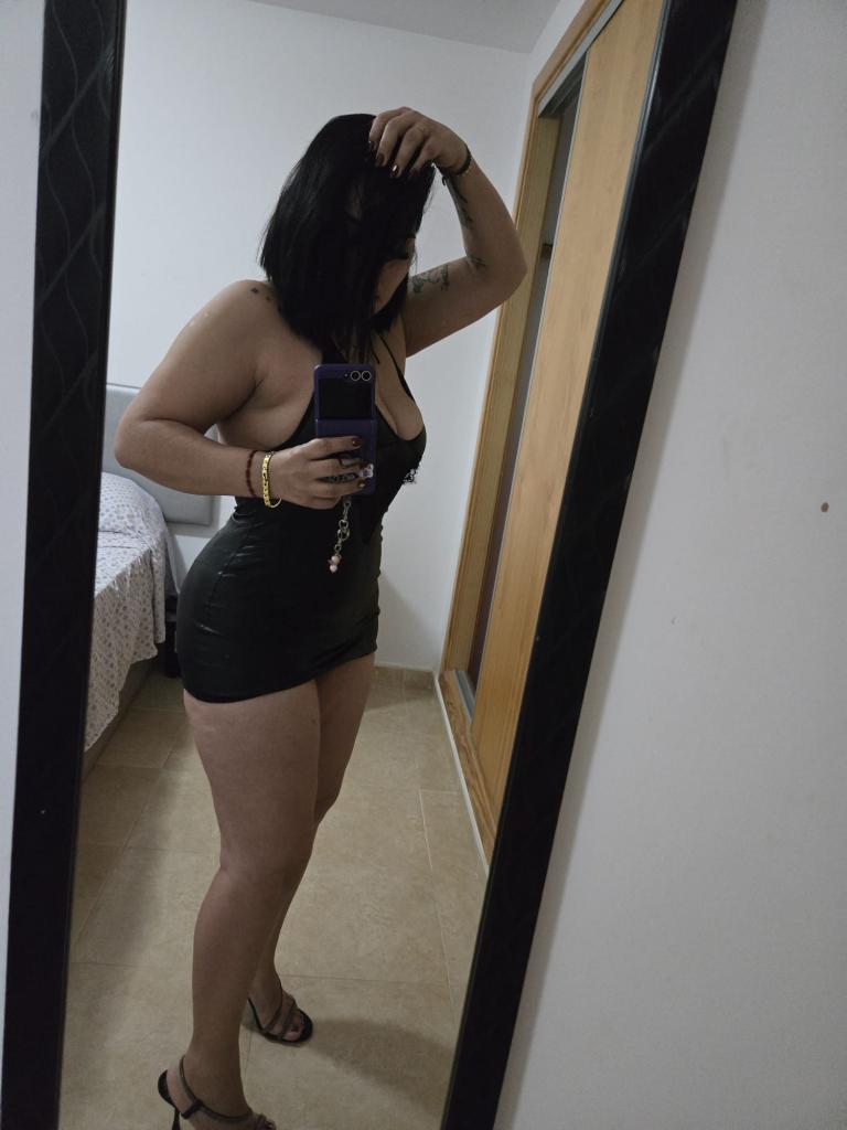 Chica busca chico en Almería: 