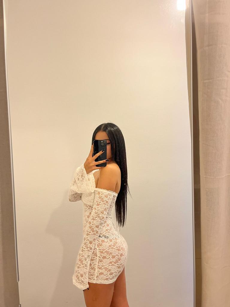 Chica busca chico en Barcelona: 